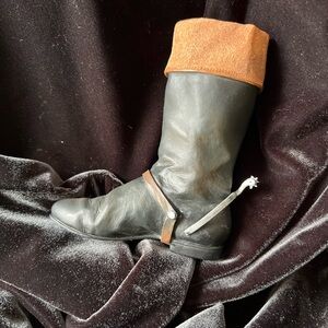 Just The Right Shoe. “George Washington Riding Boot”. Mount Vernon Collection